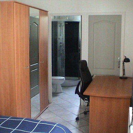 Homestay 里尔 外观 照片